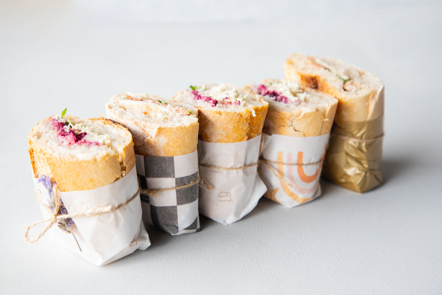BAGUETTE BOX BASIC: 8 CUTS, 1 Flavor